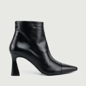 TRONCHETTO A PUNTA IN PELLE NERO