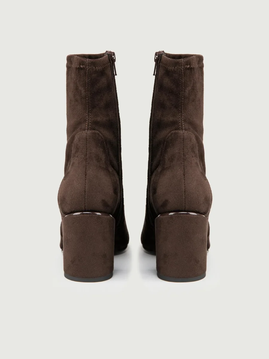 TRONCHETTO IN ALCANTARA TESTA MORO - immagine 4