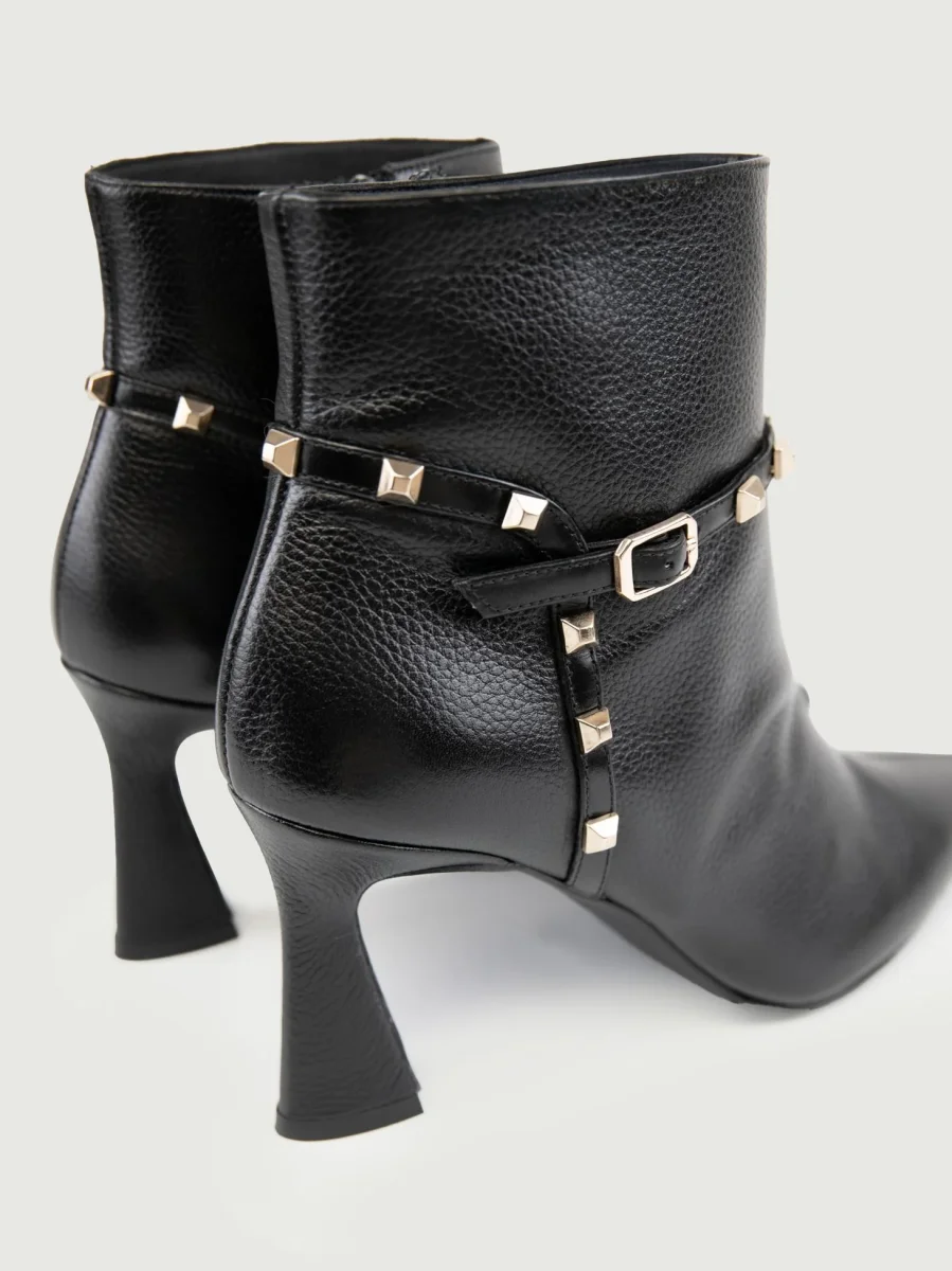 TRONCHETTO IN PELLE NERO CON BORCHIE - immagine 6