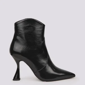 TRONCHETTO TEXANO  CON TACCO A ROCCHETTO IN VERNICE NERA