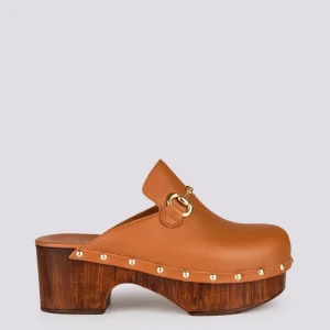 ZOCCOLO IN PELLE CUOIO CON MORSETTO