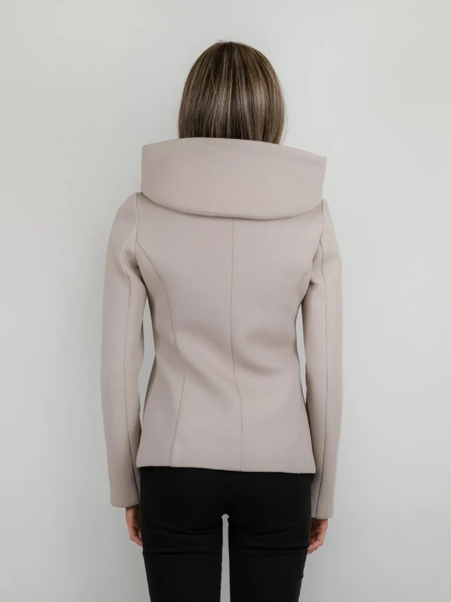 CAPPOTTINO TECNICO CORTO BEIGE CON CAPPUCCIO - immagine 4