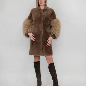 Montone color cammello