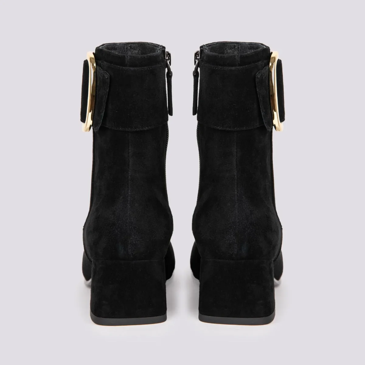 TRONCHETTO CON MAXI FIBBIA DORATA IN CAMOSCIO NERO - immagine 4