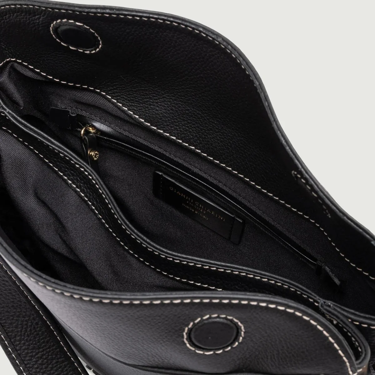 Borsa a spalla MAREA in pelle nera - immagine 5