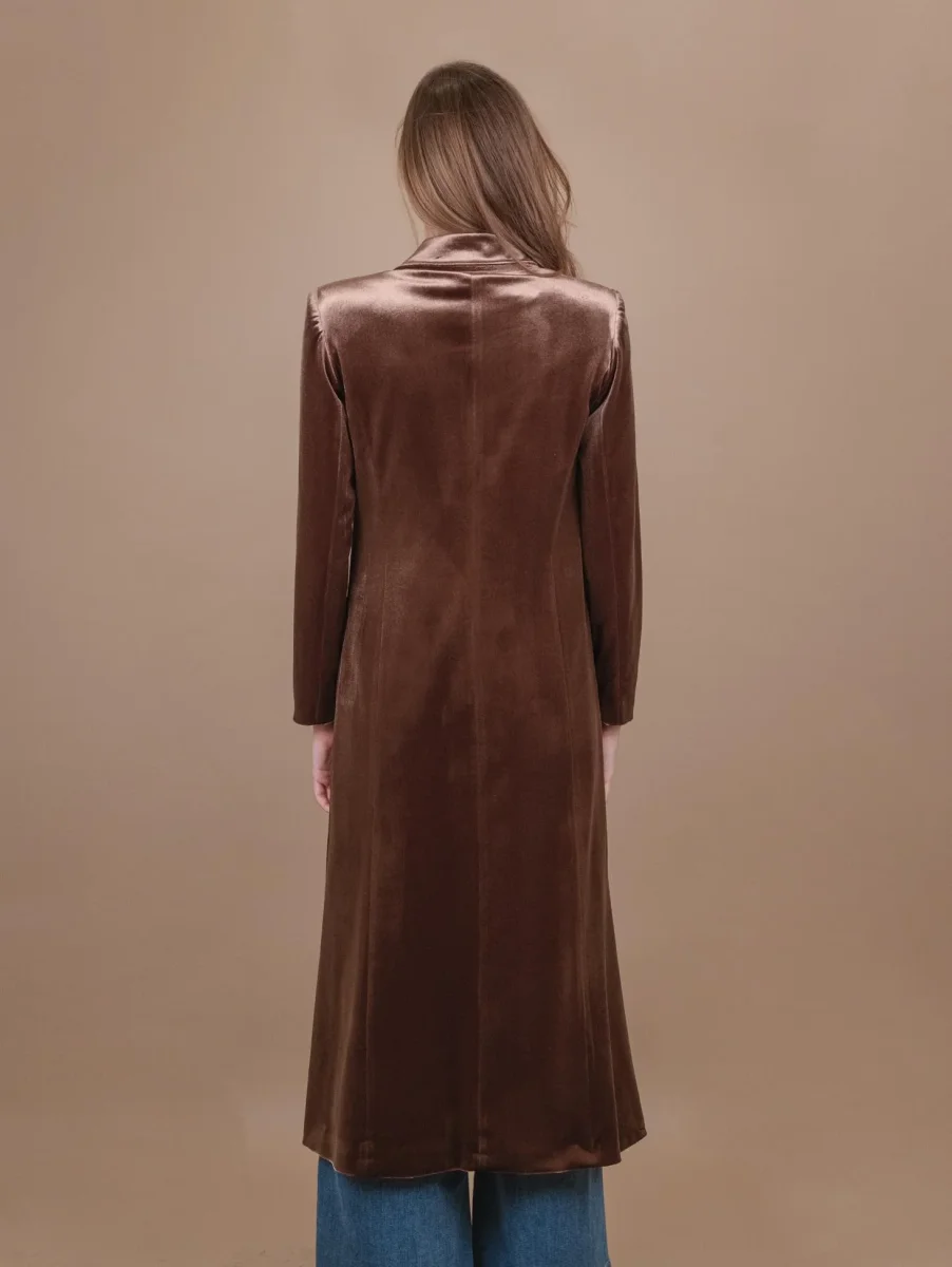 CAPPOTTO DOPPIOPETTO CON SPACCO LATERALE IN VELLUTO NOCE - immagine 8