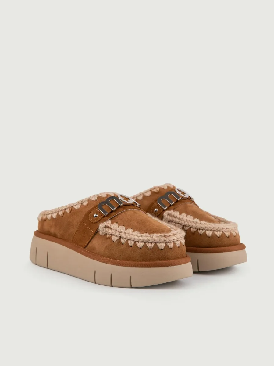Bounce Clog Mou cognac con logo in metallo - immagine 3