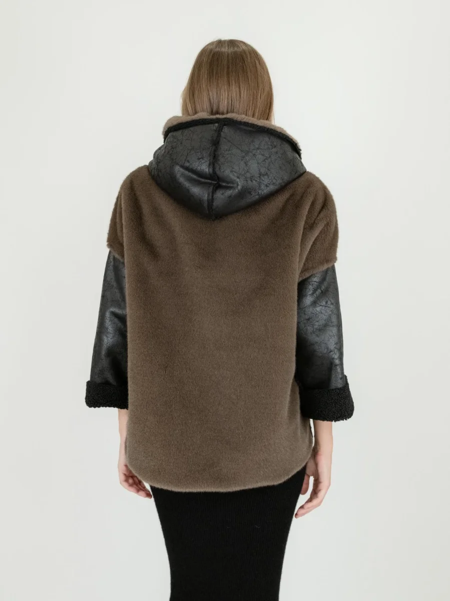 ECO MONTONE NERO CON CAPPUCCIO - immagine 5