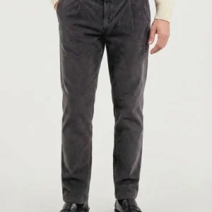 PANTALONE CON PENCES IN VELLUTO GRIGIO CANNA DI FUCILE