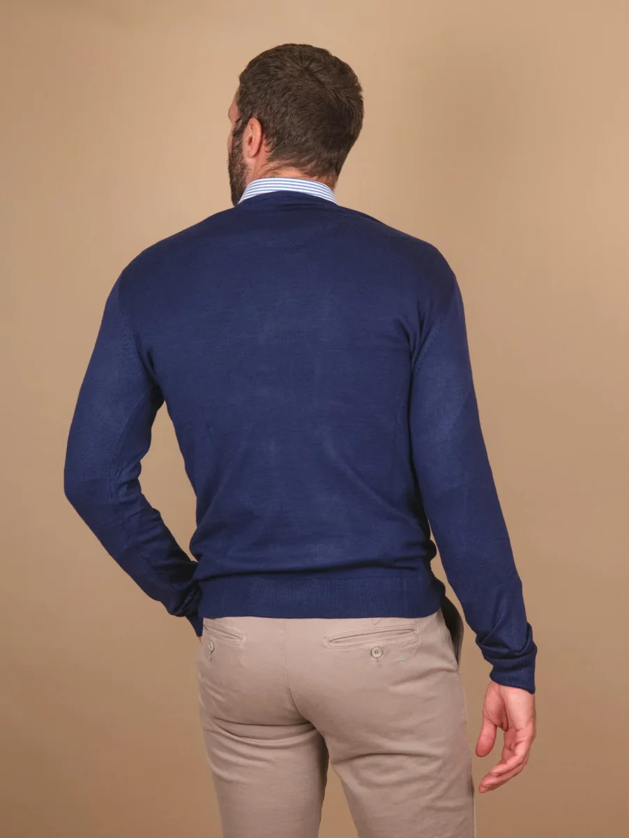 MAGLIA SCOLLO A V BLU COBALTO - immagine 4