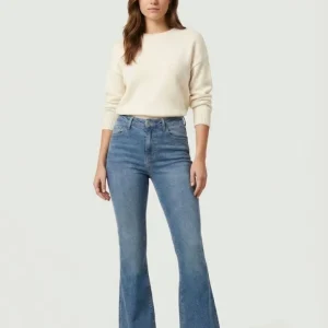 Jeans a zampa in denim lavaggio chiaro