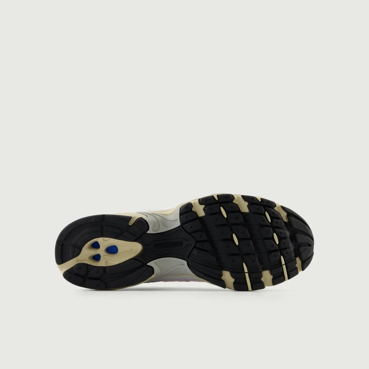 SNEAKER NEW BALANCE 530 BIANCO E ROSA - immagine 6