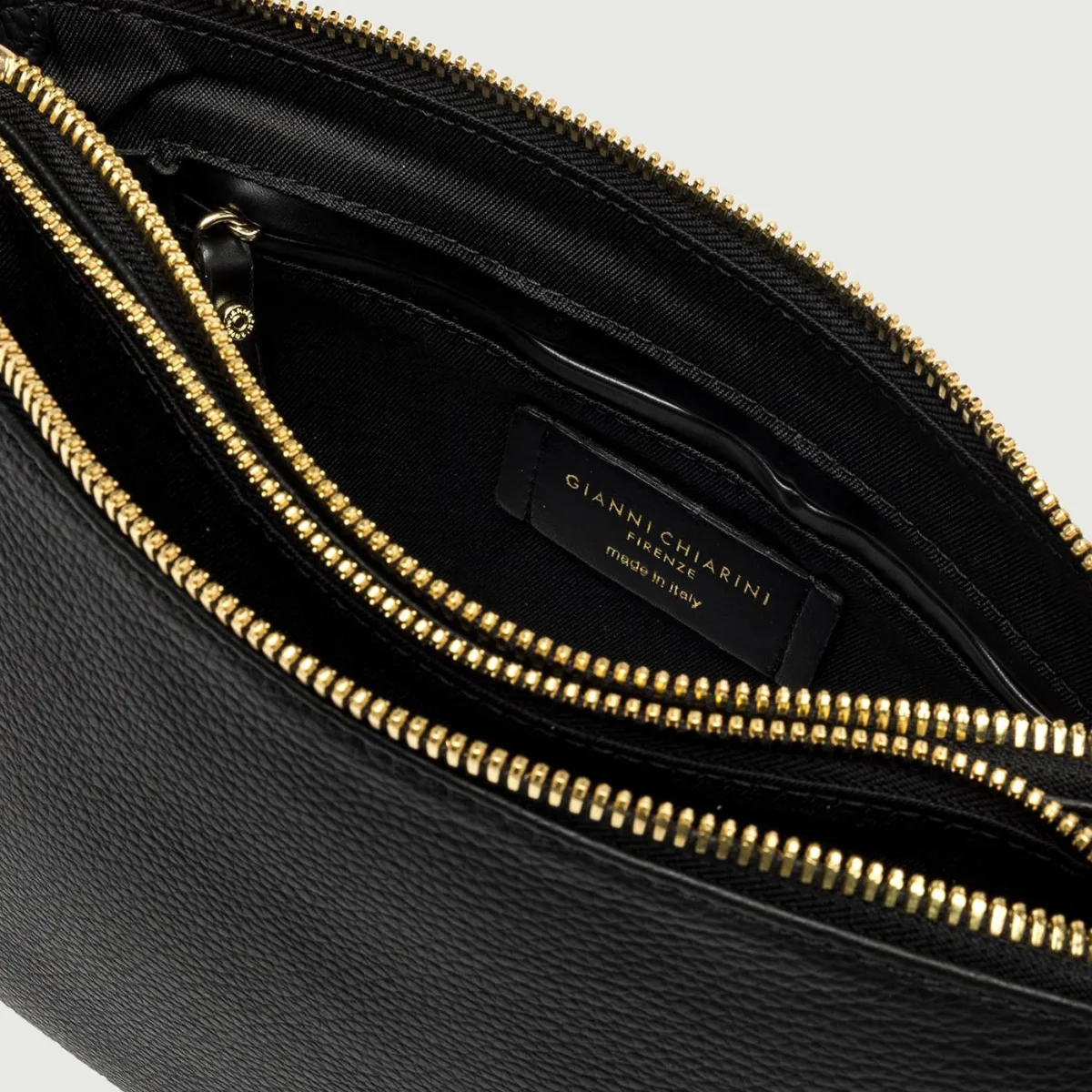 Borsa a tracolla Frida in pelle nera - immagine 4