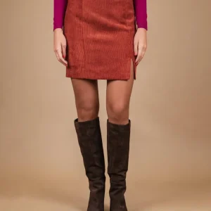 MINIGONNA IN VELLUTO A COSTE MATTONE