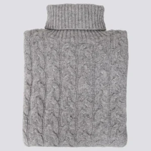 Maglione a collo alto con intreccio in lana grigia