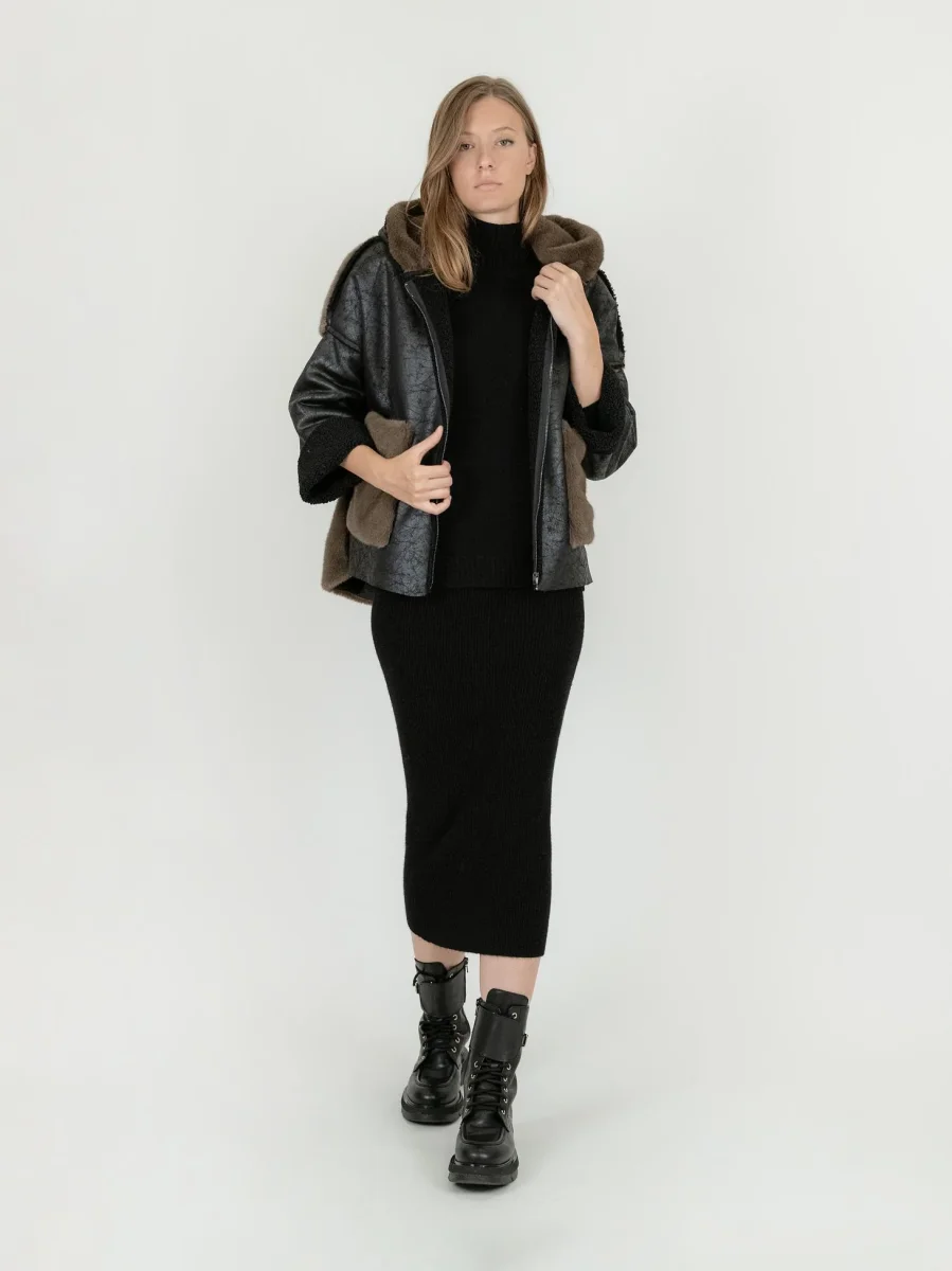 ECO MONTONE NERO CON CAPPUCCIO - immagine 7