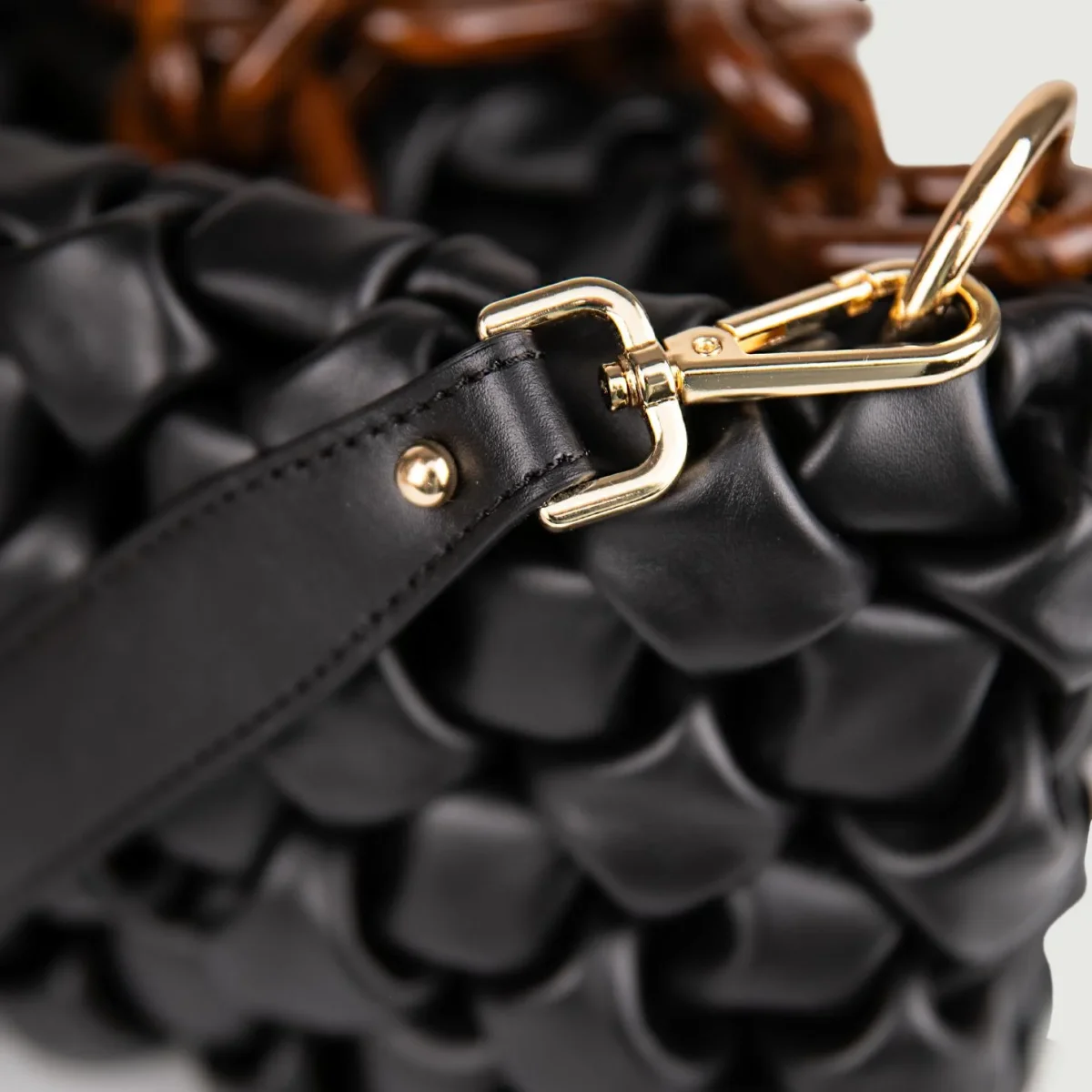 BORSA IN PELLE INTRECCIATA NERO "CURLY" - immagine 5