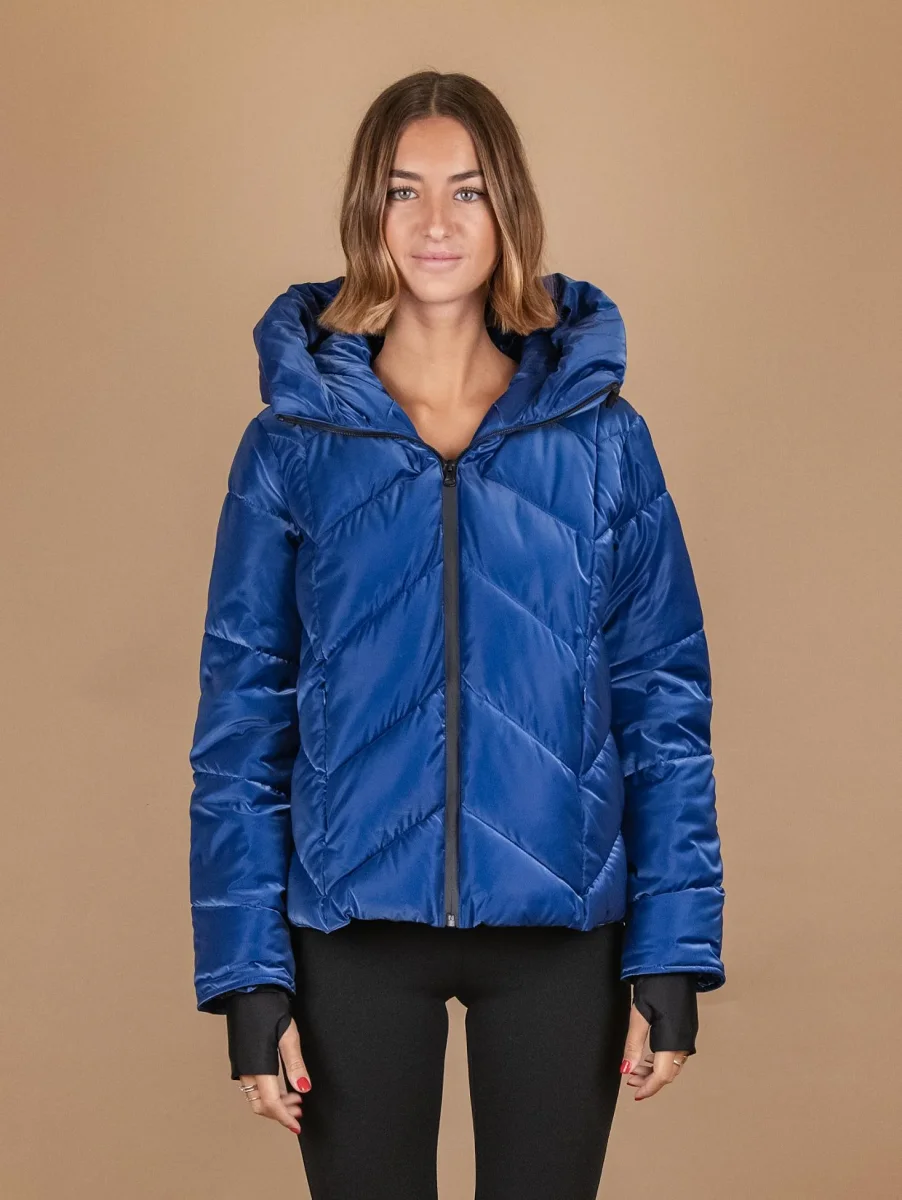 PIUMINO CON CAPPUCCIO BLU CANGIANTE