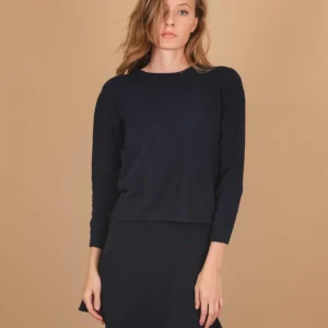 GIROCOLLO IN MAGLIA BLU CON MICRO SPACCHI LATERALI