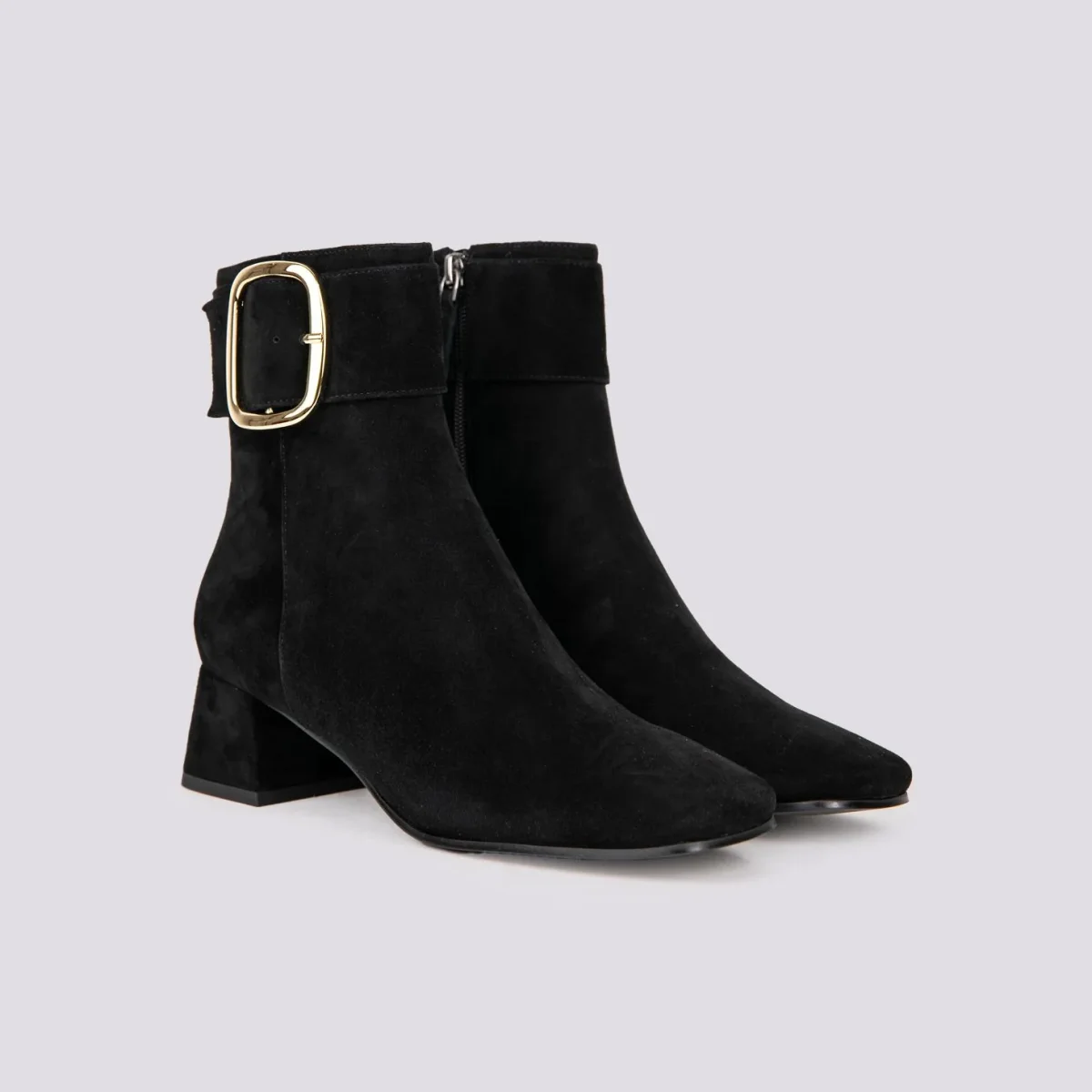 TRONCHETTO CON MAXI FIBBIA DORATA IN CAMOSCIO NERO - immagine 3