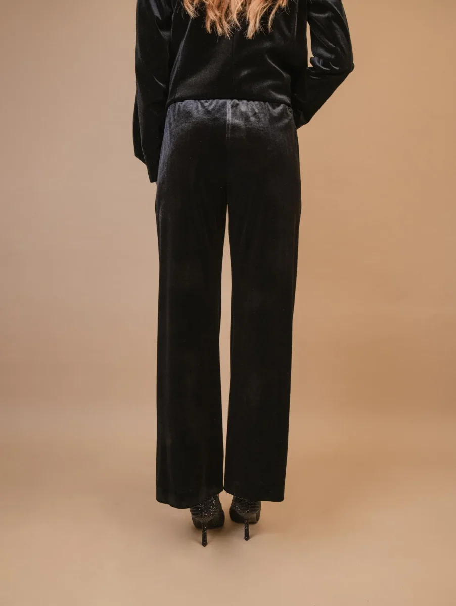 PANTALONE A PALAZZO IN VELLUTO NERO - immagine 6