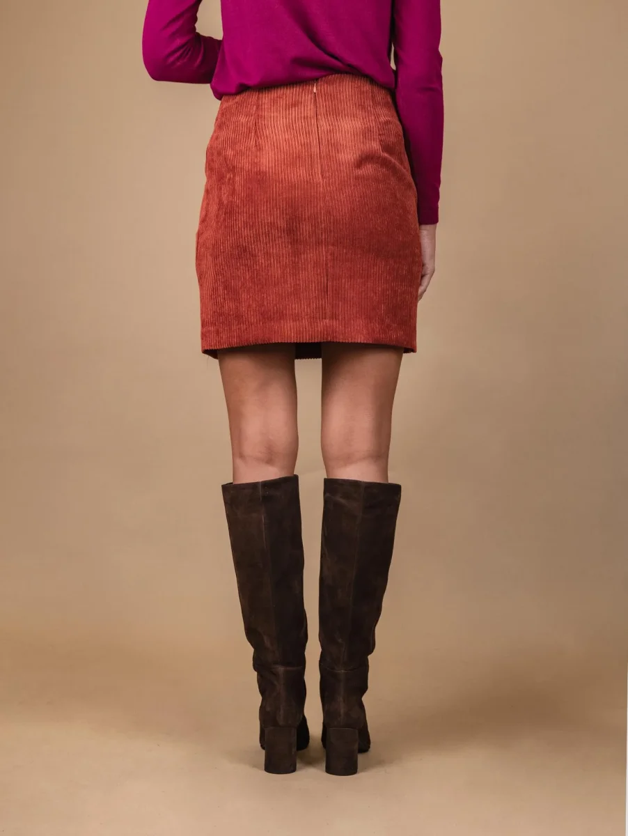 MINIGONNA IN VELLUTO A COSTE MATTONE - immagine 4