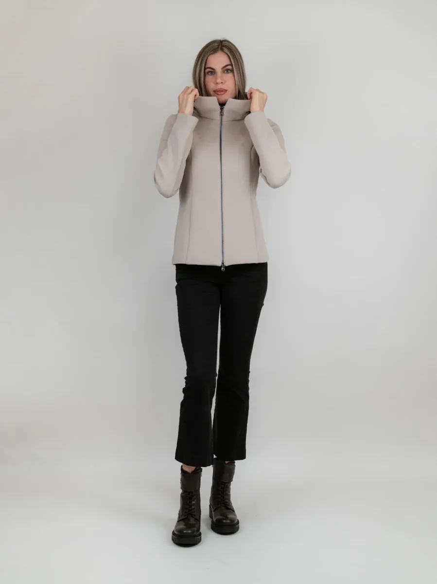 CAPPOTTINO TECNICO CORTO BEIGE CON CAPPUCCIO - immagine 6