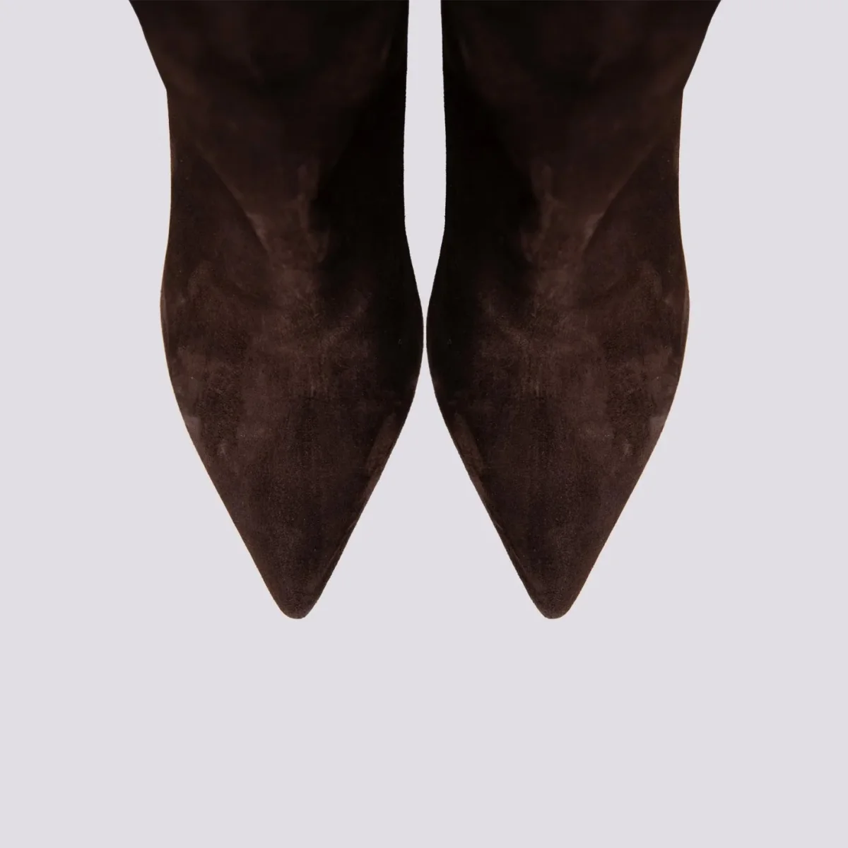 STIVALE A PUNTA CON TACCO IN CAMOSCIO MARRONE - immagine 5