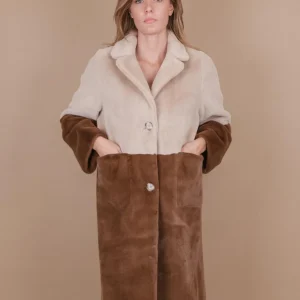 CAPPOTTO  IN ECO-MONTONE E ECO-PELLICCIA REVERSIBILE BICOLORE