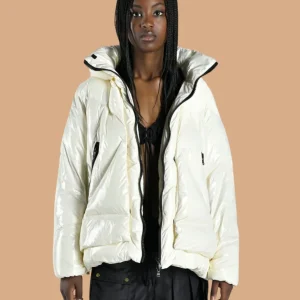 PIUMINO corto lucido bianco Eugenie