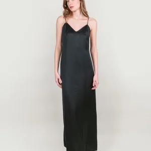 ABITO LUNGO IN VISCOSA NERA