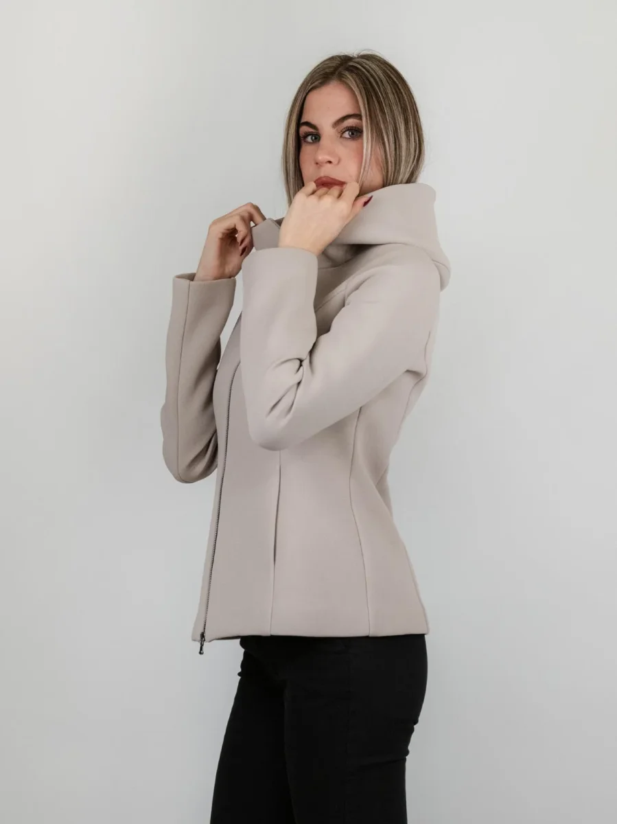 CAPPOTTINO TECNICO CORTO BEIGE CON CAPPUCCIO - immagine 3