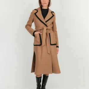 CAPPOTTO CAMMELLO CON PROFILI NERI