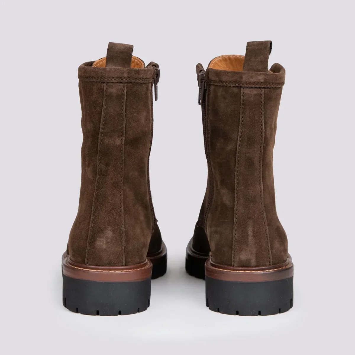 ANFIBIO CON LACCI IN CAMOSCIO MARRONE - immagine 4